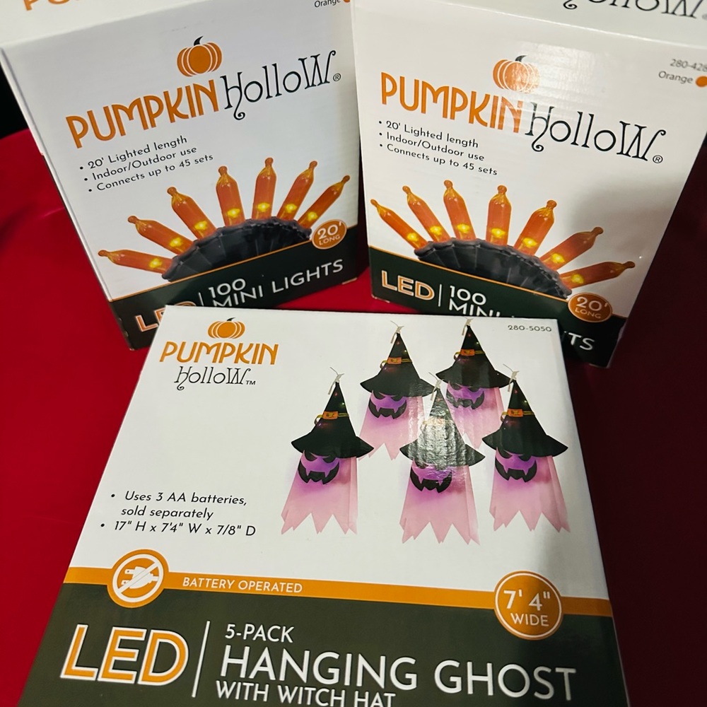 Pumpkin Hollow LED 2-pc set of Halloween Lights & 5-pk Hanging Ghosts w/witchhat